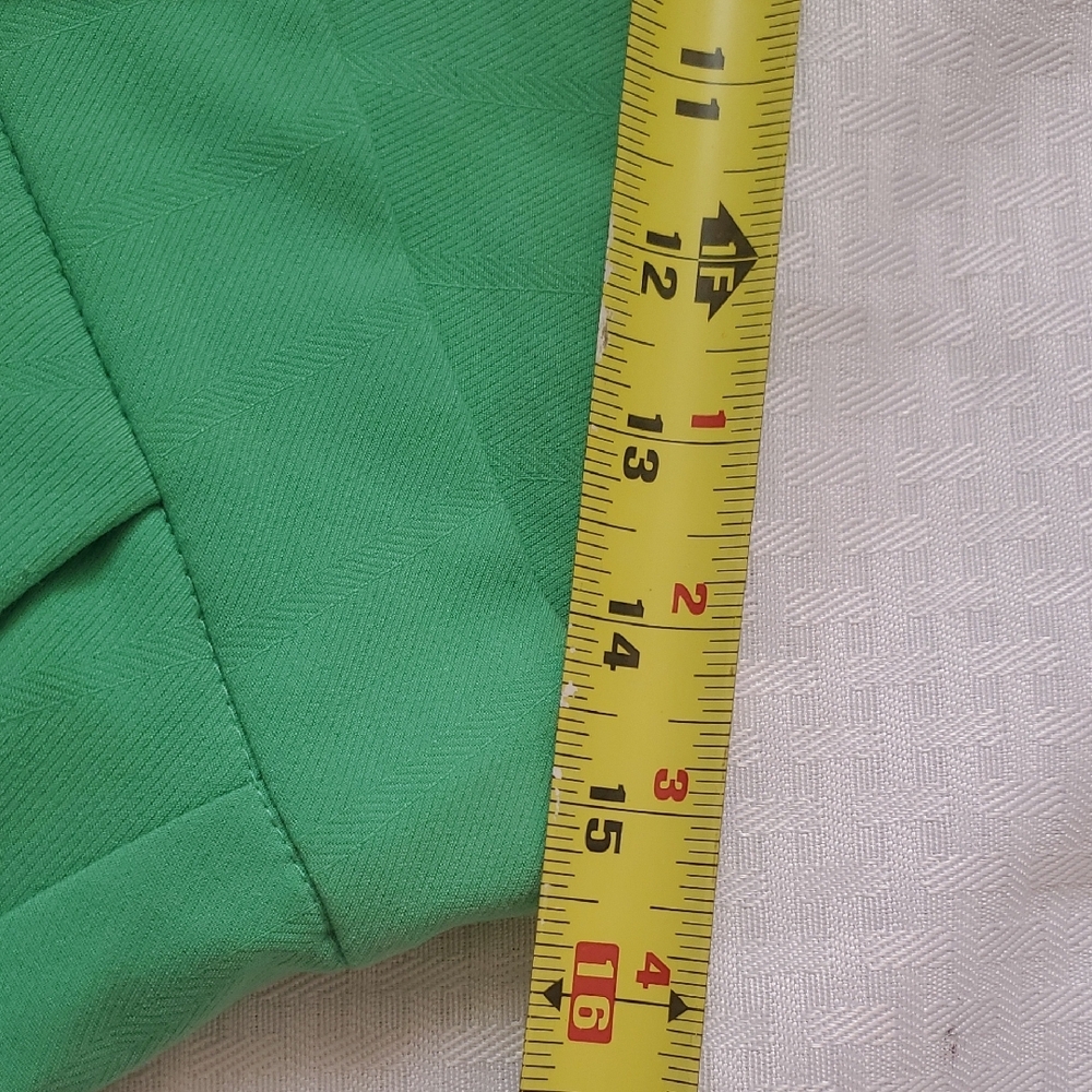 DANIELLE BERNSTEIN Green and Cream Women's Shorts - Picture 7 of 15